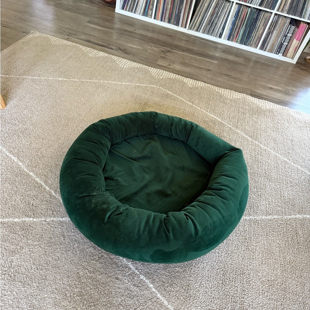Joybird Green Dog Comfort Bedding